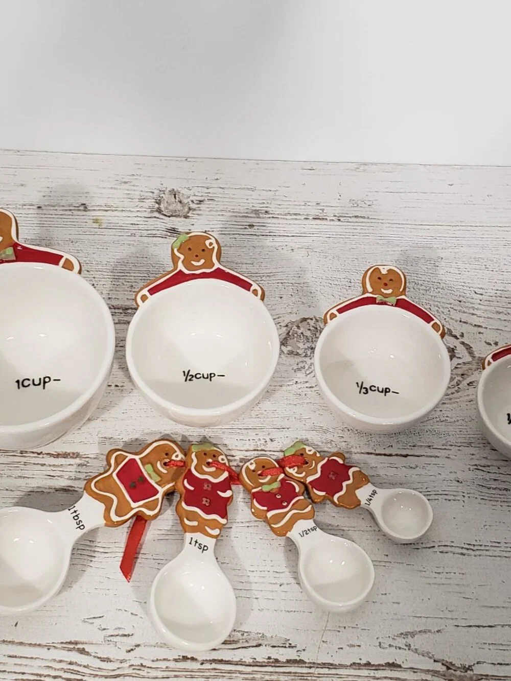 Ceramic Gingerbread Measuring Cups Spoon Set Christmas Holidays Baking